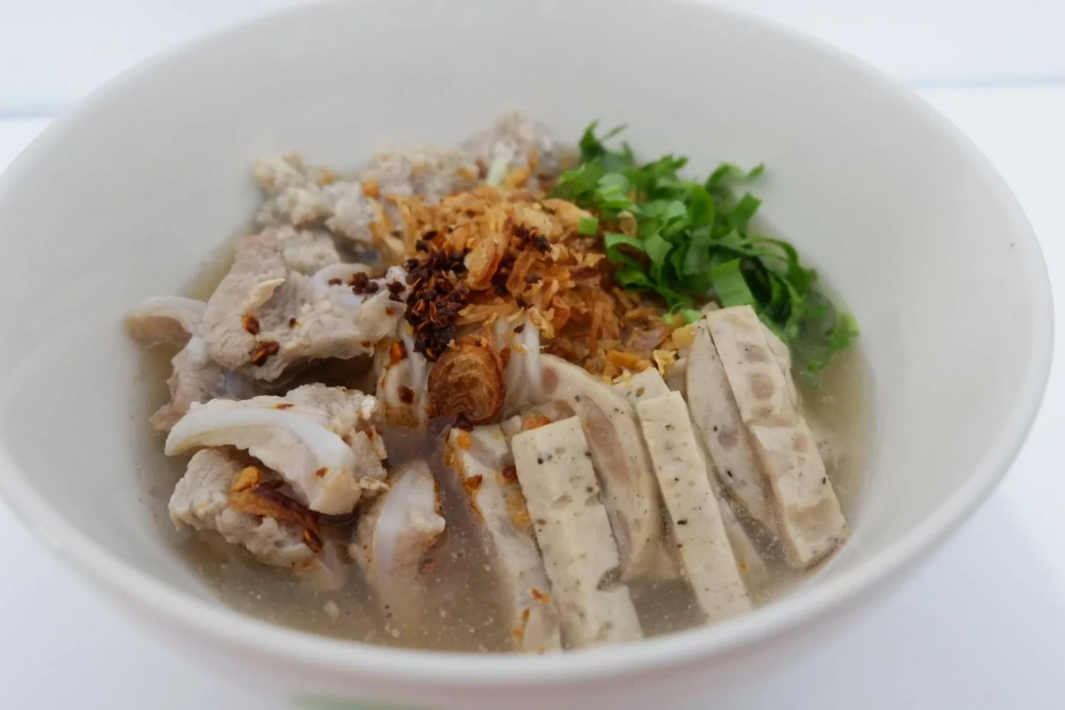 5 เรื่องไม่รู้ไม่ได้ ก่อนให้น้องหมากินก๋วยจั๊บ (2026)